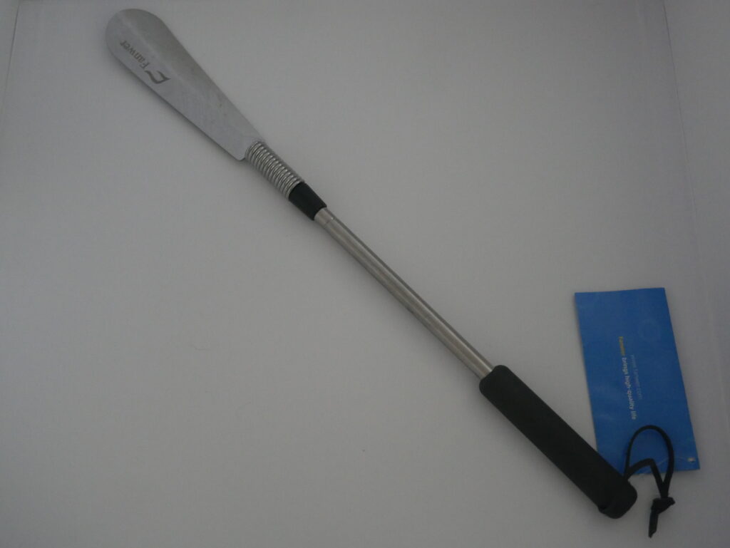 Black-Silver Long Handled Shoe Horn