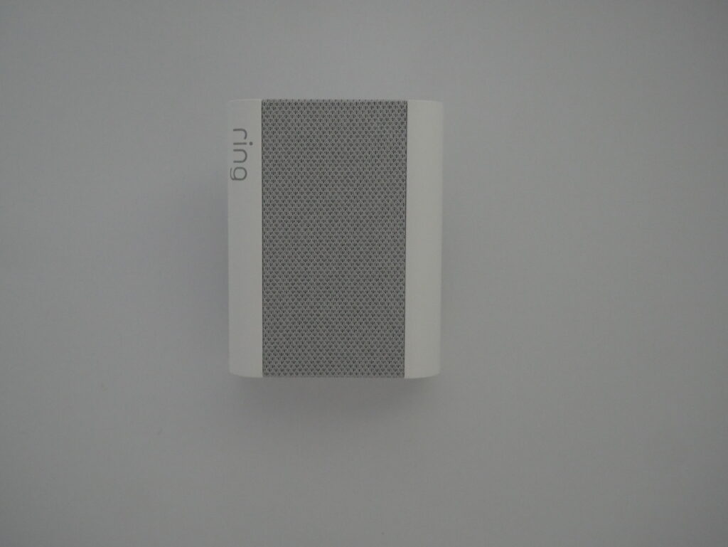 P1010592 Gray-White Ring Chime